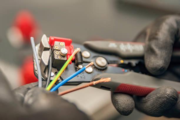 Best 24-Hour Electrician  in Kenova, WV